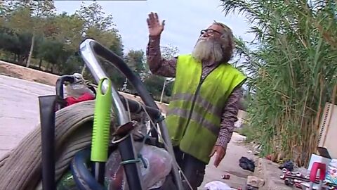 Frame 11.444655 de: Impide una agresi&oacute;n machista en Valencia