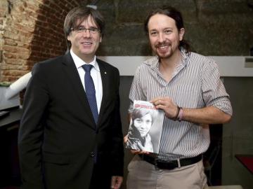 Carles Puigdemont junto al líder de Podemos, Pablo Iglesias Carles Puigdemont junto al líder de Podemos, Pablo Iglesias