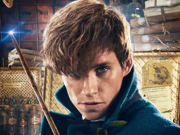 Eddie Redmayne es Newt Scamander Eddie Redmayne es Newt Scamander