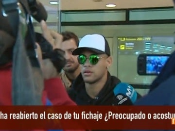 Neymar, a su llegada a Barcelona