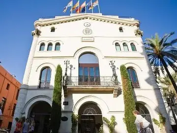 Ayuntamiento de Badalona Ayuntamiento de Badalona