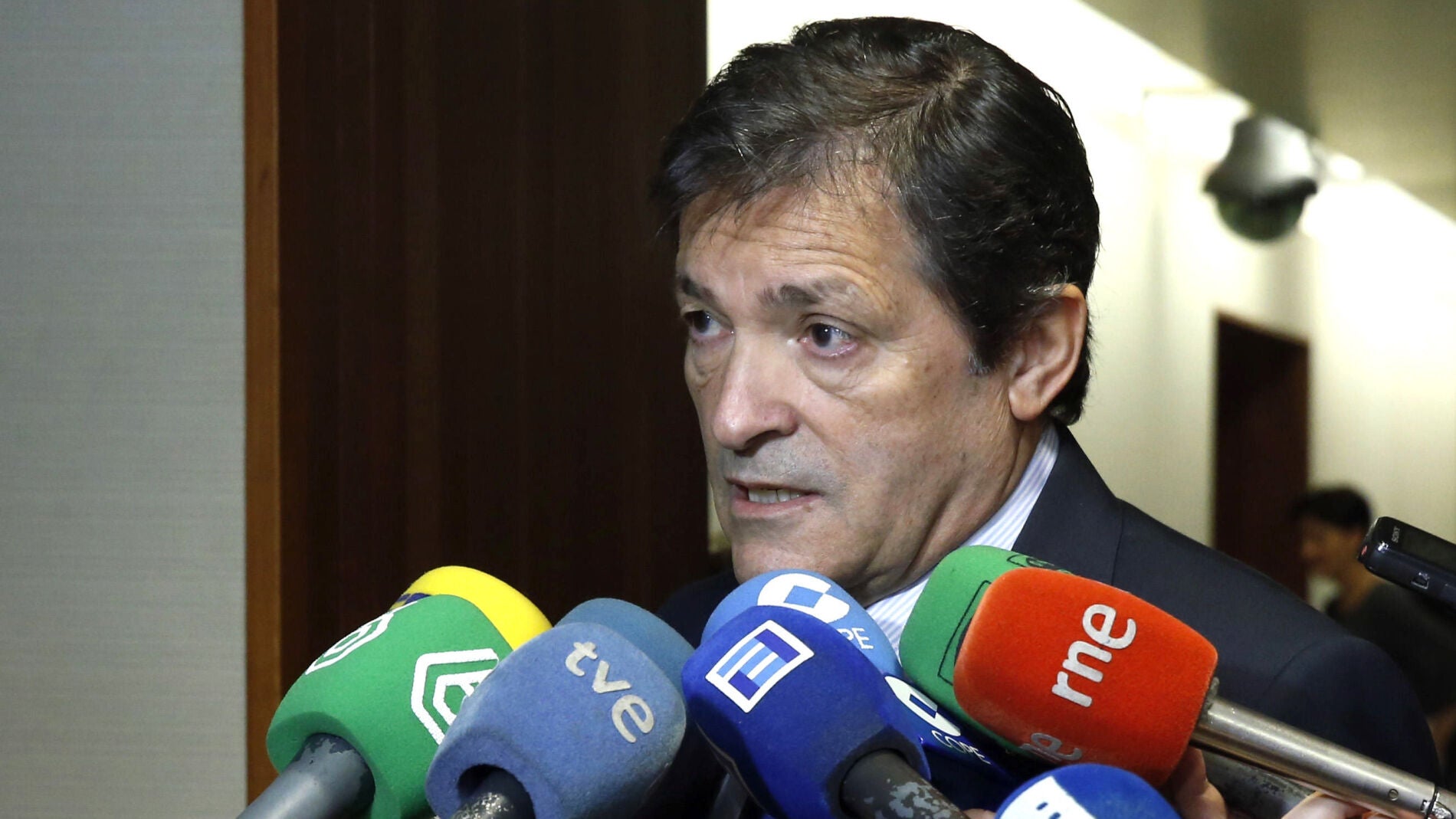 Javier Fern&aacute;ndez, presidente de la gestora del PSOE