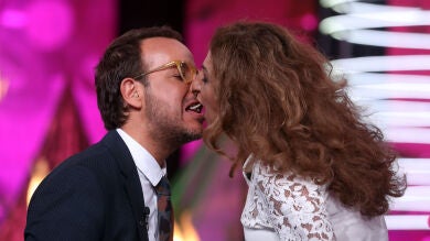Lolita y Àngel Llàcer se proclaman ganadores del concurso de los besos más dulces de 'Tu cara me suena 5'