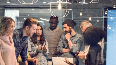 Más de la mitad de los millennials no puede ahorrar debido a su bajo salario