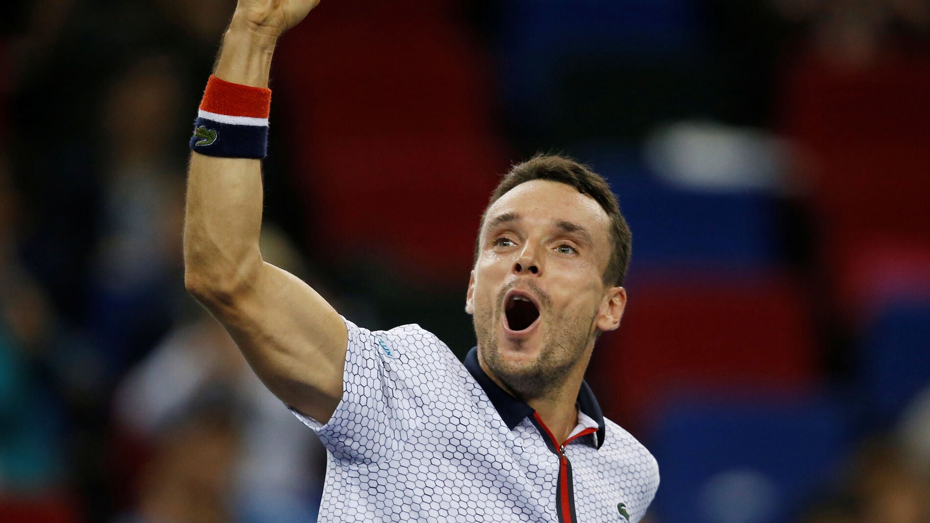 El tenista espa&ntilde;ol Roberto Bautista celebra el triunfo