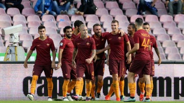 La Roma celebra un gol