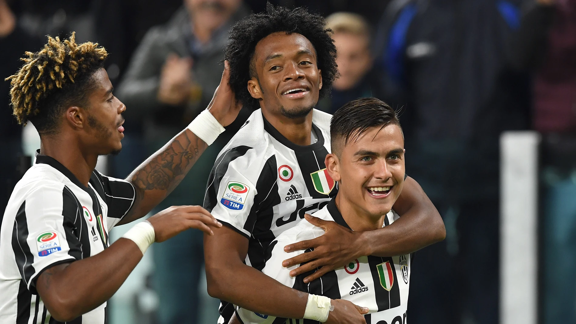 El argentino Dybala celebra su gol con la Juventus El argentino Dybala celebra su gol con la Juventus