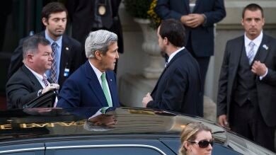 Rusia y Estados Unidos reanudan negociaciones para un alto el fuego en Siria