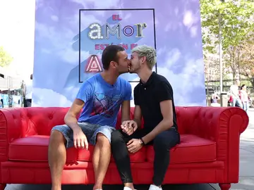 Carlos y Kroysetof, un amor que no entiende de fronteras Carlos y Kroysetof, un amor que no entiende de fronteras