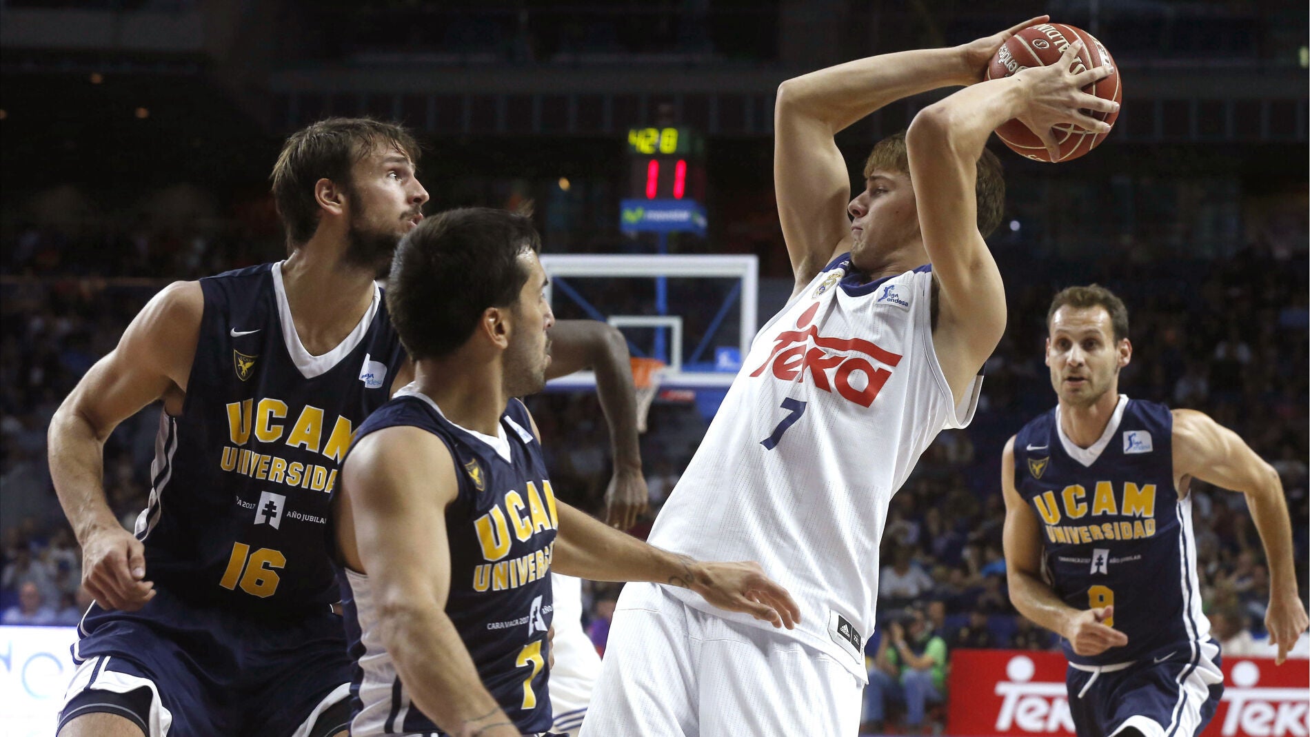 Luka Doncic, fundamental en la victoria del Real Madrid ante el UCAM Murcia