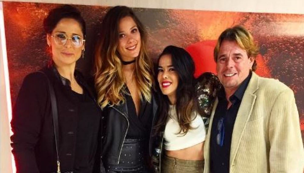 Rosa López, Juan Muñoz, Beatriz Luengo y Lorena Gómez asisten al concierto de despedida de Auryn para apoyar a su compañero Blas Cantó
