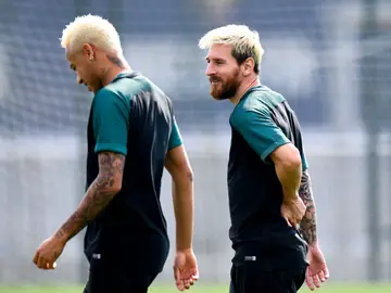 Neymar y Messi, en un entrenamiento del Barcelona Neymar y Messi, en un entrenamiento del Barcelona