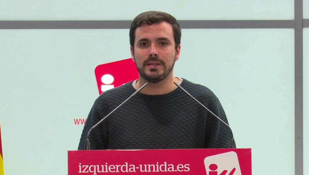Frame 3.61946 de: Alberto Garzón: Si el PSOE permite la investidura de Rajoy, será corresponsable de la corrupción del PP