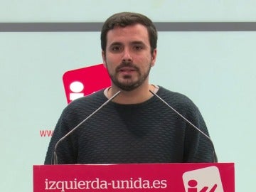 Frame 3.61946 de: Alberto Garzón: Si el PSOE permite la investidura de Rajoy, será corresponsable de la corrupción del PP