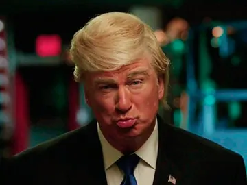 Alec Baldwin imitando a Donald Trump Alec Baldwin imitando a Donald Trump