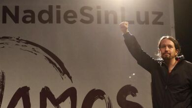 Iglesias, sobre una posible abstención del PSOE ante la investidura de Rajoy: 