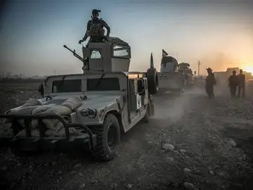 Fuerzas militares se dirigen hacia Mosul Fuerzas militares se dirigen hacia Mosul