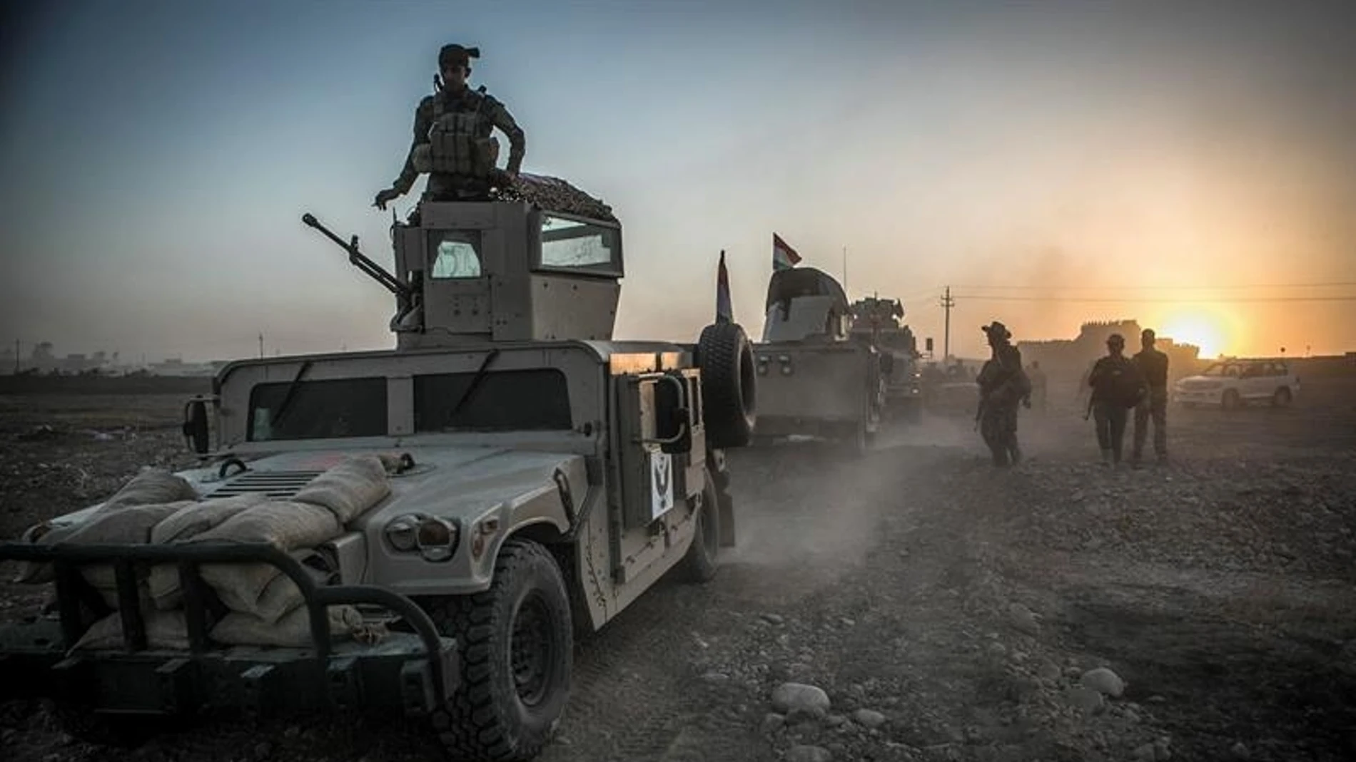 Fuerzas militares se dirigen hacia Mosul Fuerzas militares se dirigen hacia Mosul