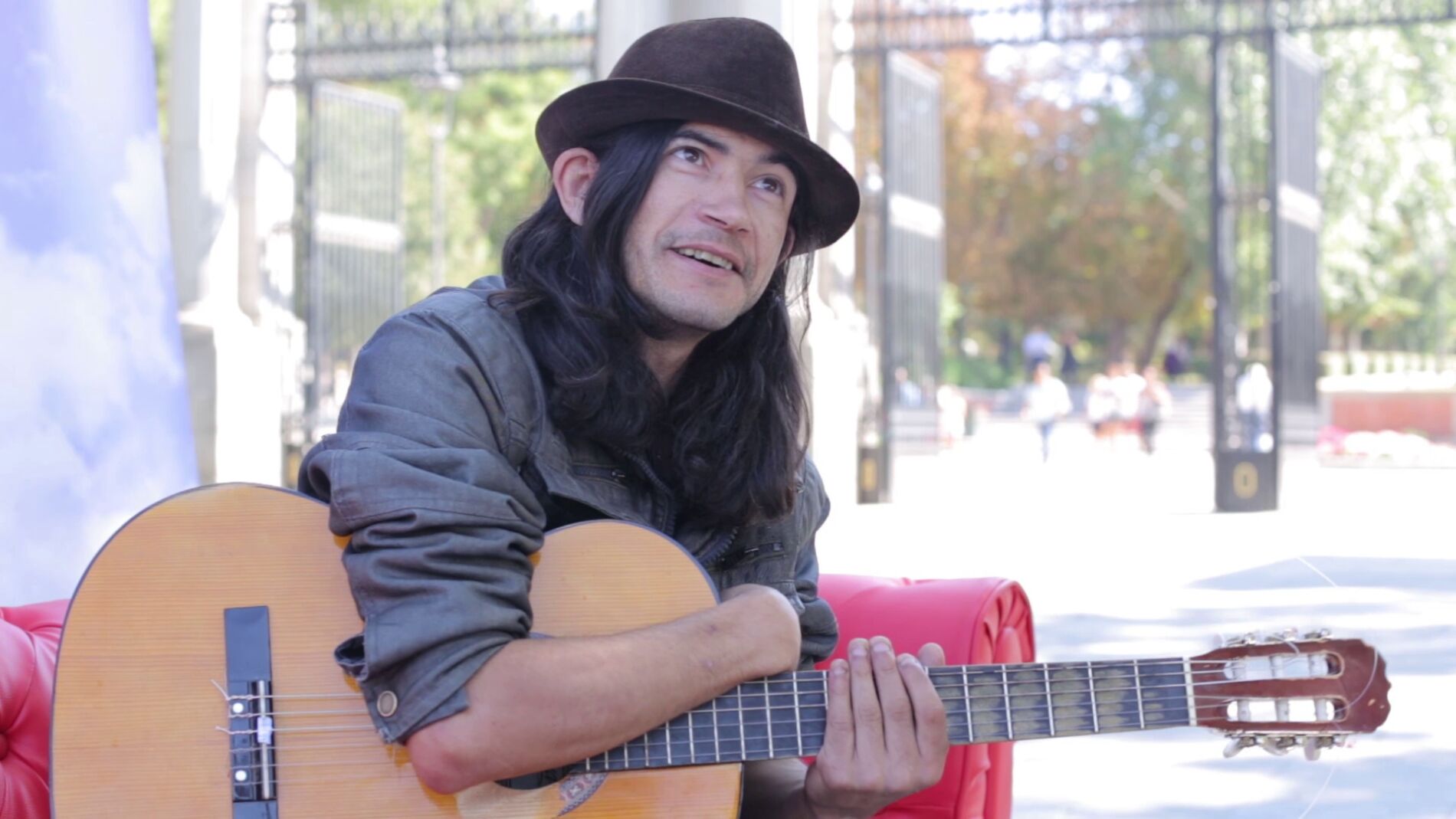 Ancor Jerey nos habla sobre el amor a su guitarra