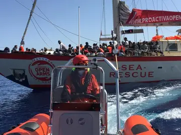Rescate a bordo del Astral Rescate a bordo del Astral