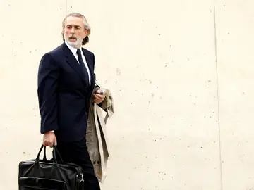 Francisco Correa, a su salida del juicio por la trama Gürtel (Archivo) Francisco Correa, a su salida del juicio por la trama Gürtel (Archivo)