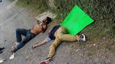 Cortan las manos a siete presuntos ladrones en México y uno de ellos aparece muerto