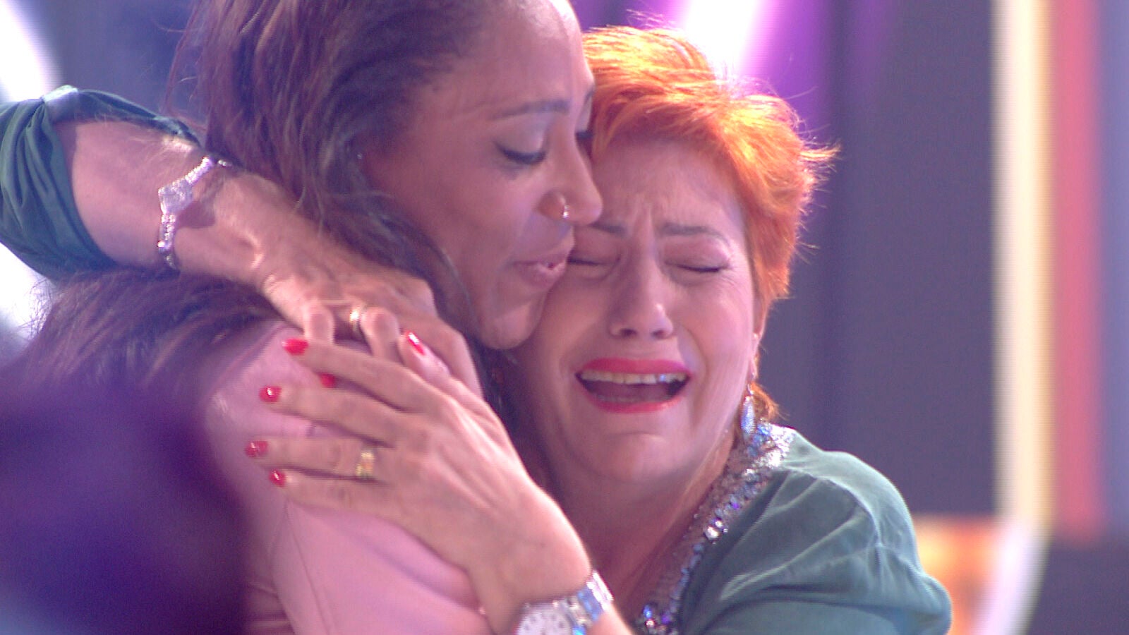 Madre e hija se prometen un futuro juntas 