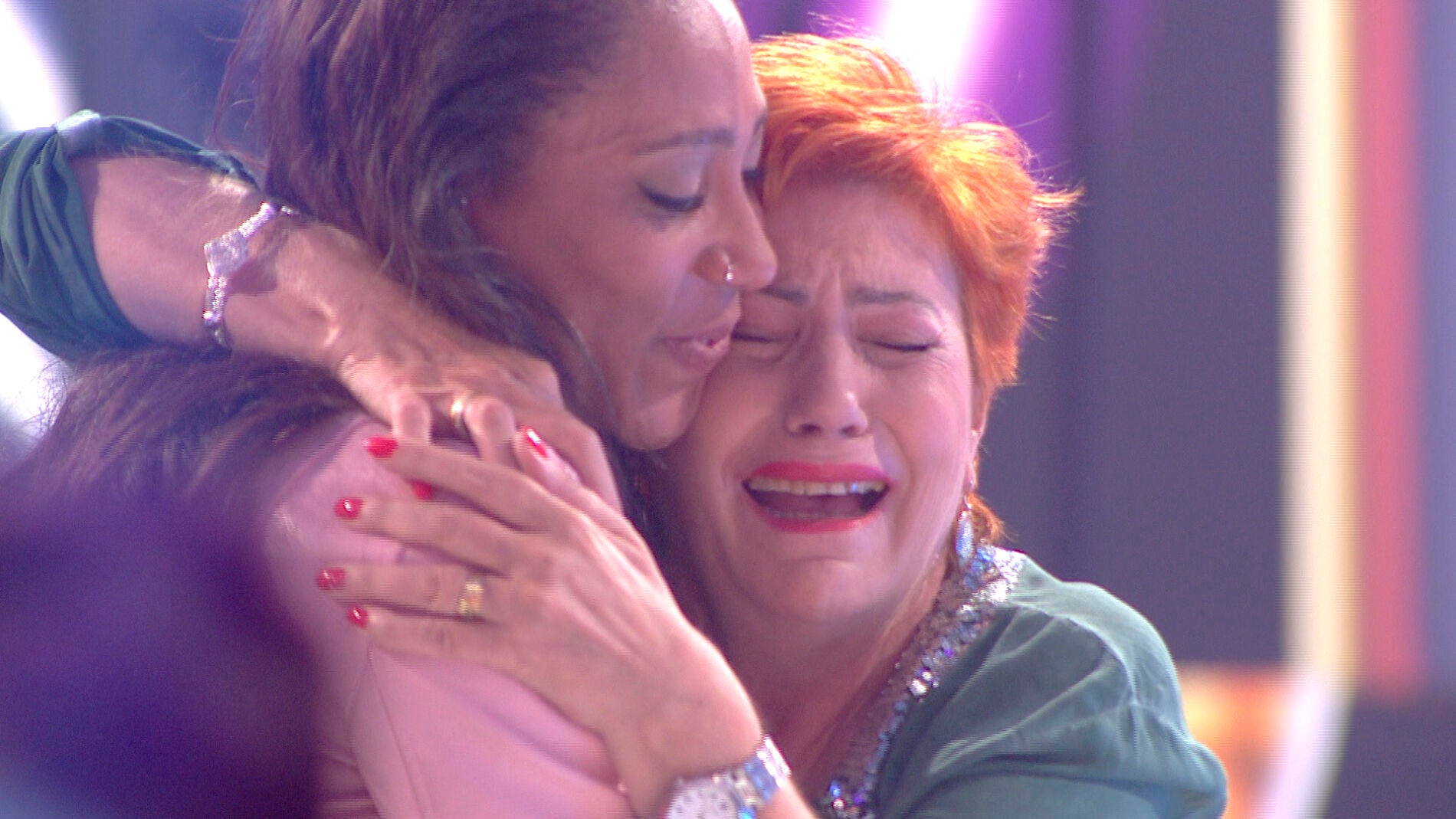 Madre e hija se prometen un futuro juntas 