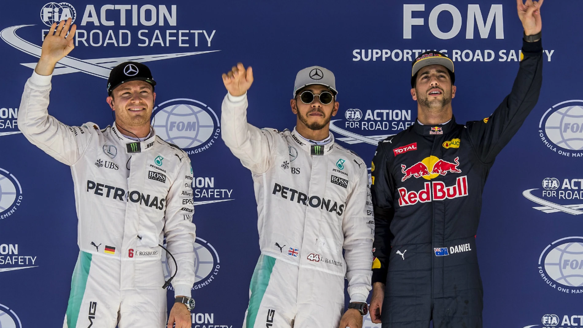 Hamilton, con Rosberg y Ricciardo en Austin