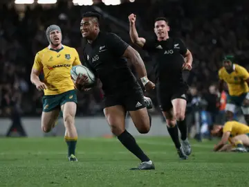 Julian Savea logra un ensayo ante Australia Julian Savea logra un ensayo ante Australia