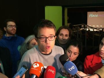 Íñigo Errejón antes de un taller informativo de Podemos