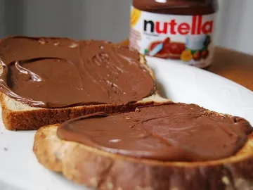 Tostadas con Nutella Tostadas con Nutella