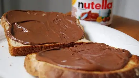 Tostadas con Nutella Tostadas con Nutella