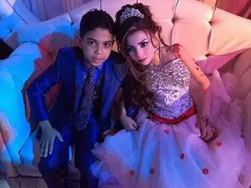 Omar Gharam, primos comprometidos en matrimonio a decisión de sus familiares Omar Gharam, primos comprometidos en matrimonio a decisión de sus familiares
