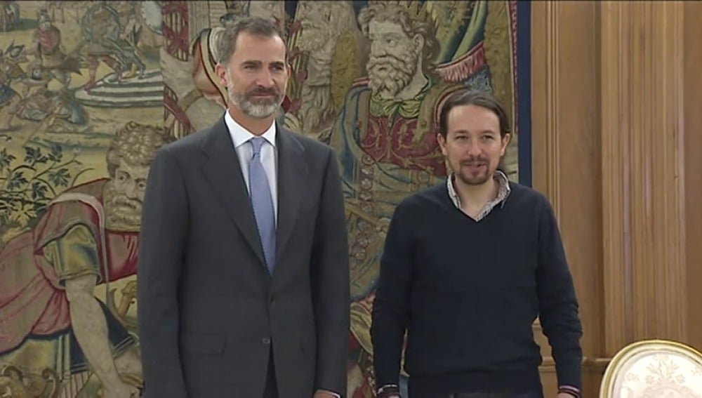 Frame 20.409962 de: Iglesias plantea al Rey las perspectivas de Podemos tras el viraje del PSOE
