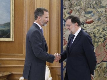 El Rey Felipe VI recibe a Mariano Rajoy