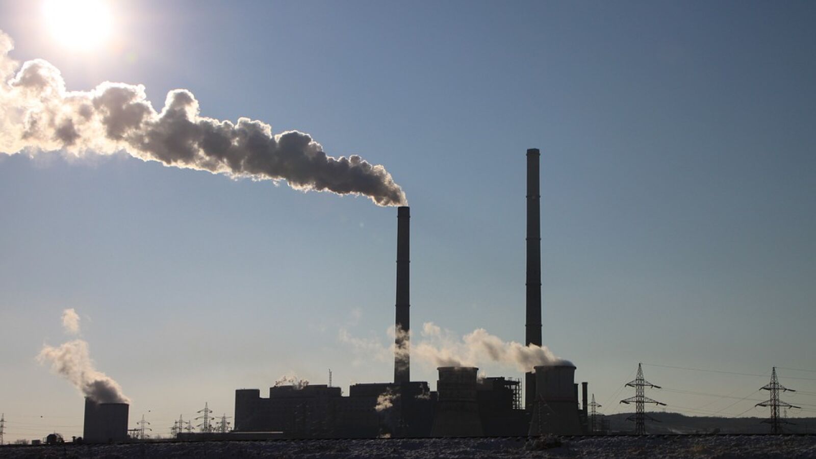 Los países de la Unión Europea pactan reducir un 55% las emisiones de CO2 para 2030
