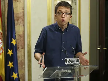 Íñigo Errejón tras la primera jornada del debate de investidura Íñigo Errejón tras la primera jornada del debate de investidura
