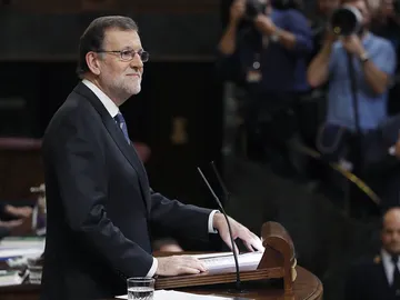 Rajoy durante su discurso en el debate de investidura Rajoy durante su discurso en el debate de investidura