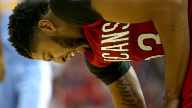 Debut con victoria de Juancho Hernangómez ante un Anthony Davis histórico