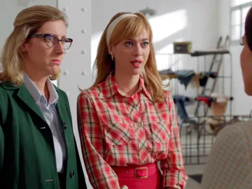 Rita y Clara no se ilusionan con la idea de que Ana se case con Carlos Rita y Clara no se ilusionan con la idea de que Ana se case con Carlos
