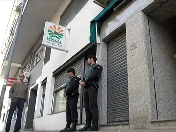 Frame 9.795071 de: Siete detenidos, entre ellos varios dirigentes, en la operación en sedes UPA Frame 9.795071 de: Siete detenidos, entre ellos varios dirigentes, en la operación en sedes UPA