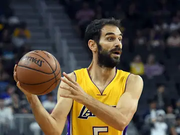 José Manuel Calderón, durante un partido con los Lakers José Manuel Calderón, durante un partido con los Lakers