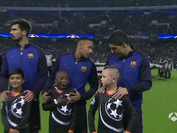 Un niño alucina tras hablar con Suárez Un niño alucina tras hablar con Suárez
