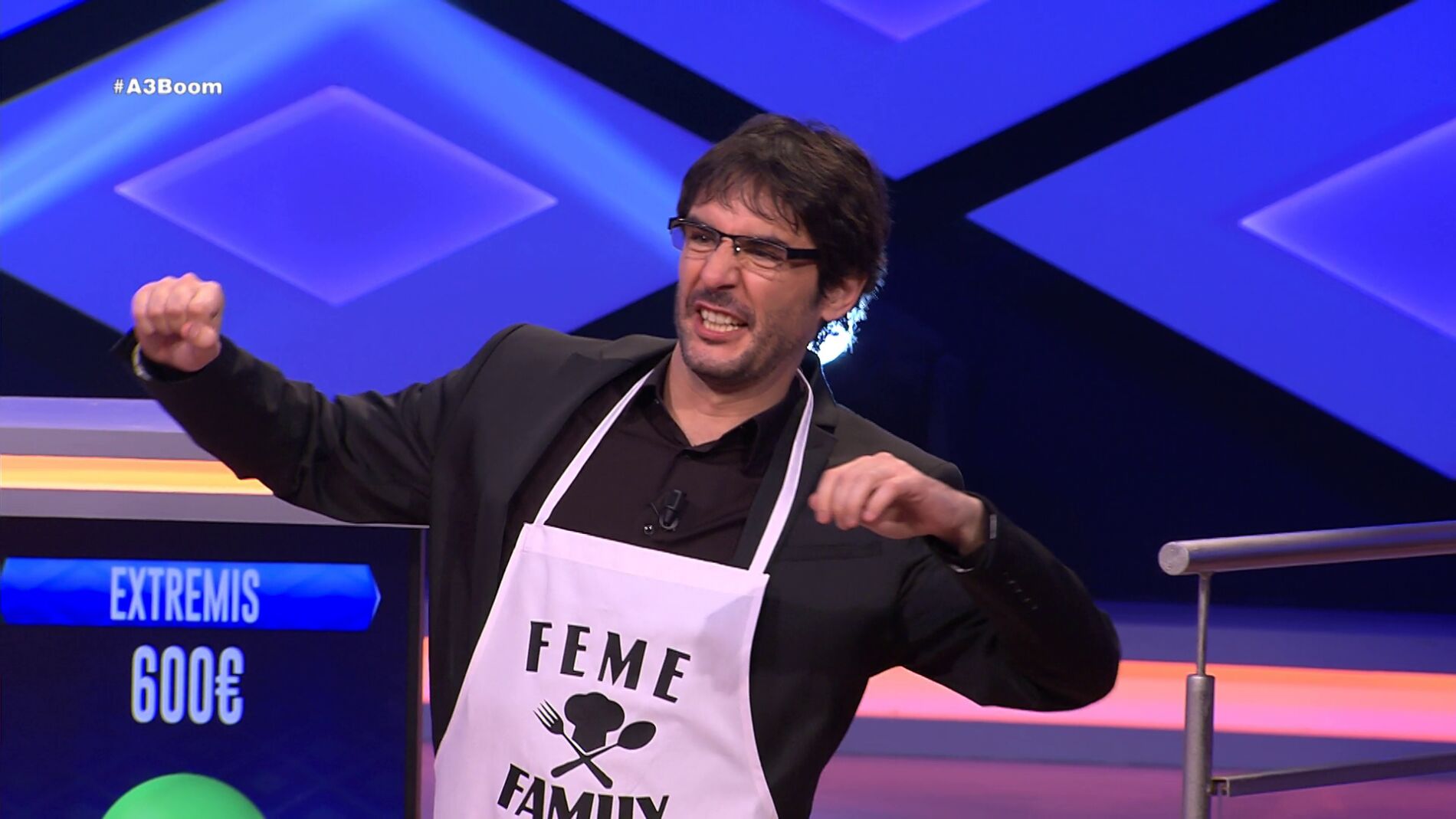 Juanra Bonet baila 'La motocicleta'