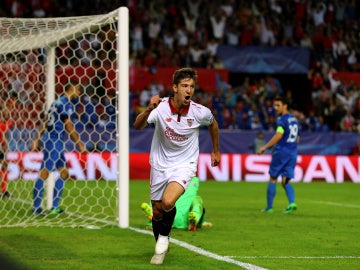 Vietto celebra su gol ante el Dinamo