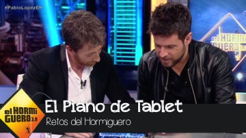 El Hormiguero - Una tablet y unas pinzas de madera y Pablo López hace magia