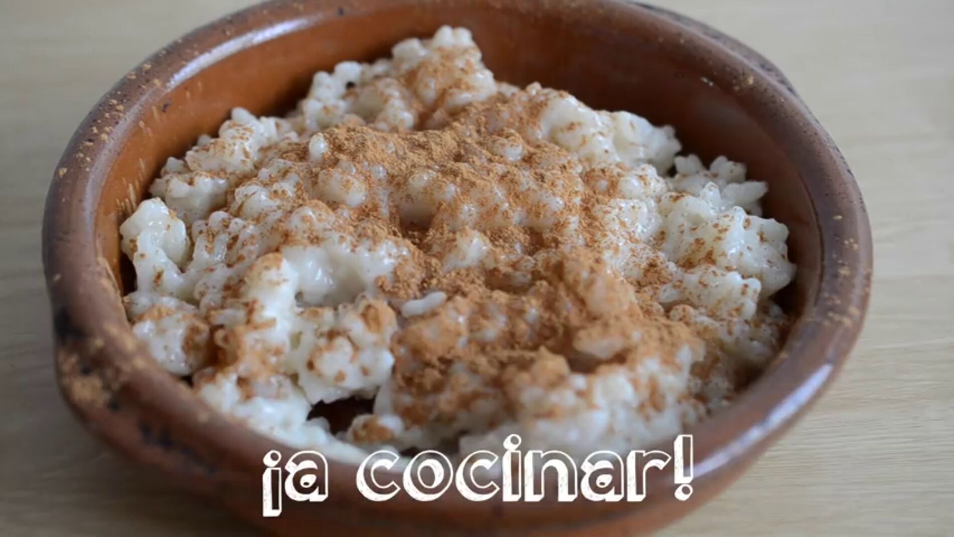 Frame 18.332835 de: Cocinamos un arroz con leche de almendras