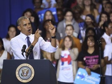 Barack Obama en un mitin en Florida.