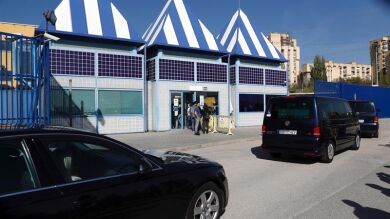 Encuentran a uno de los dos inmigrantes que se fugaron del CIE de Aluche